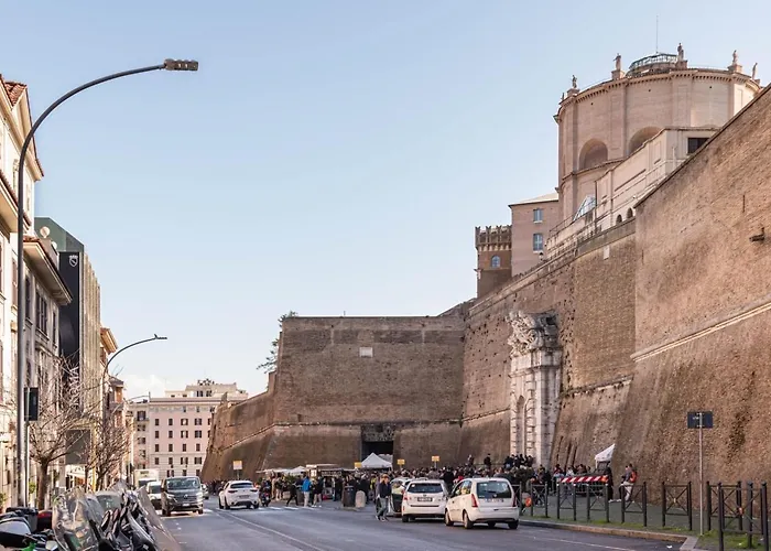Vatican Museums With Romantic Terrace Apartment Rom
